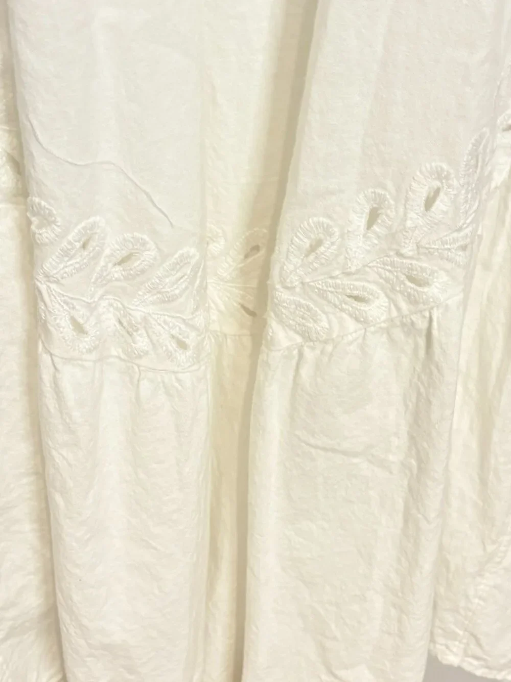 Z Supply White Citadelle Embroidered Linen Maxi Dress - Estimated size M - Picture 7 of 8